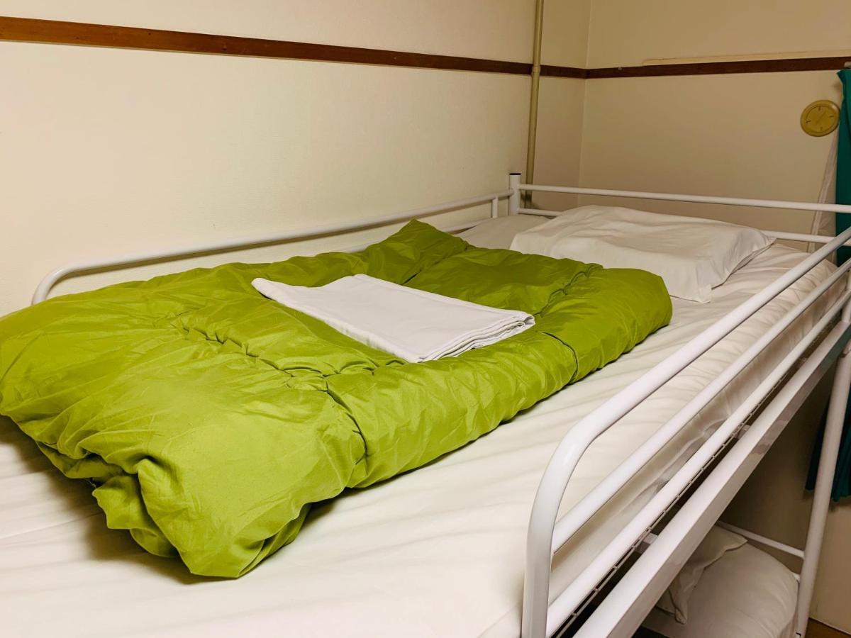 Guesthouse Shiawase Eki Fukuoka  Kültér fotó