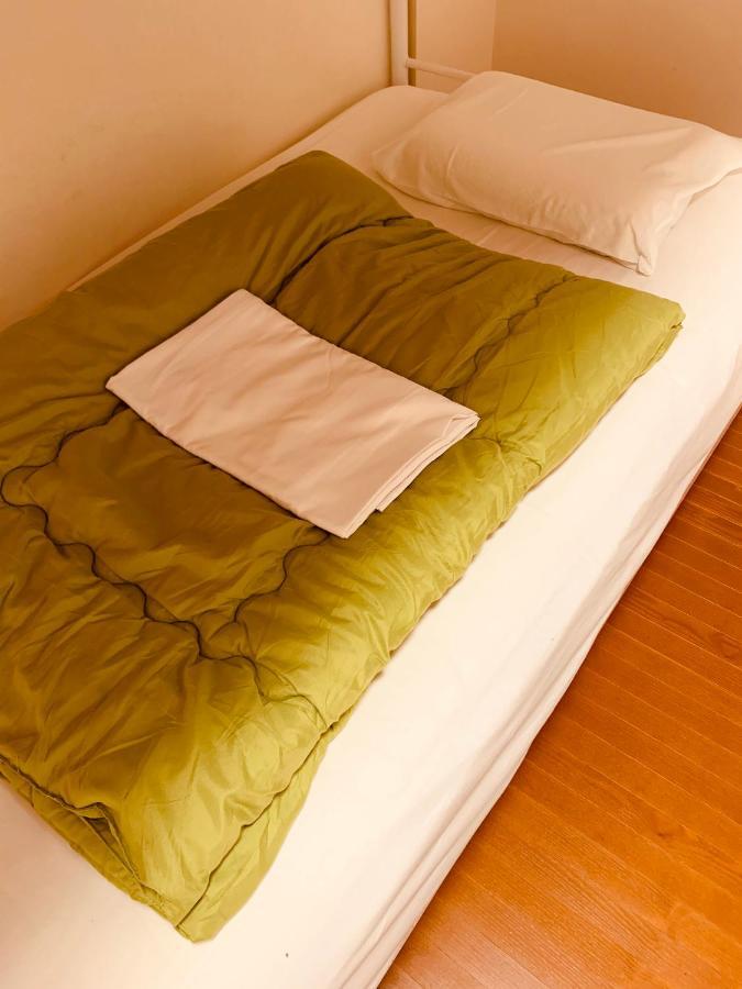 Guesthouse Shiawase Eki Fukuoka  Kültér fotó