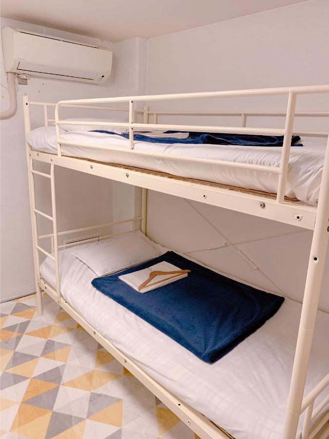 Guesthouse Shiawase Eki Fukuoka  Kültér fotó